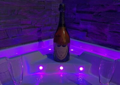 Bouteille champagne ambiance weekend romantique